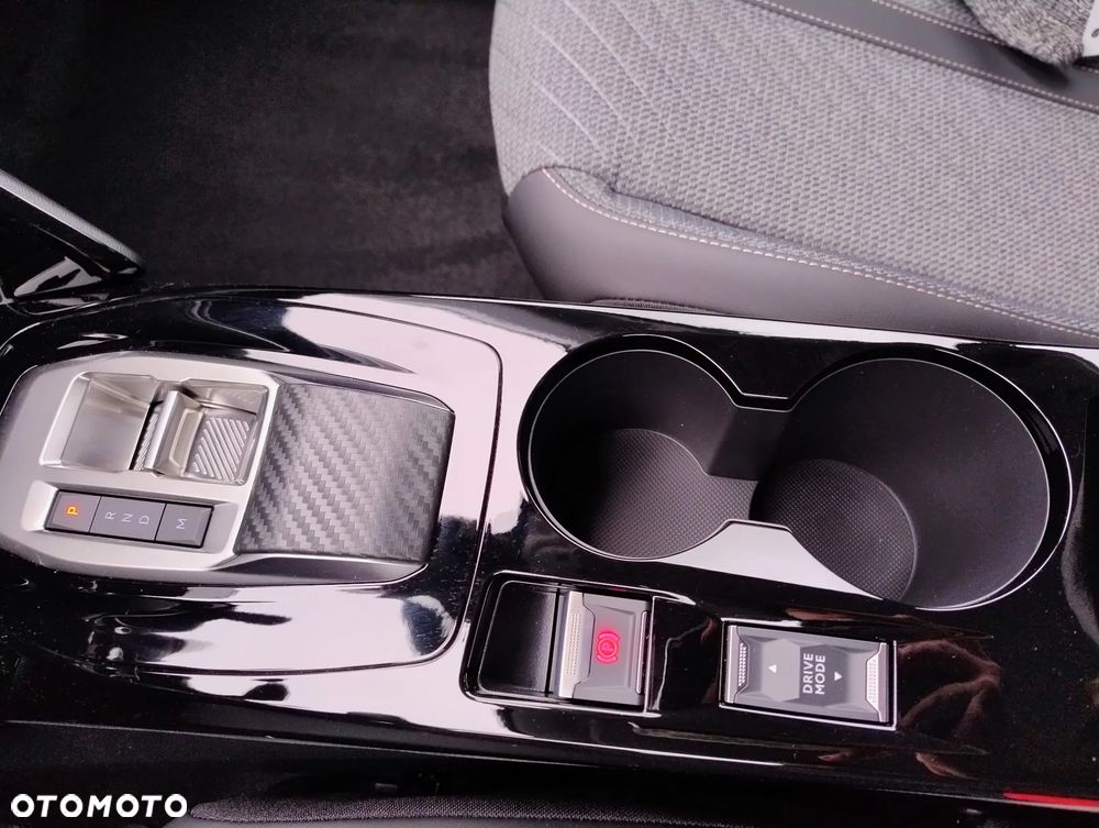 Peugeot 208 Allure - 22