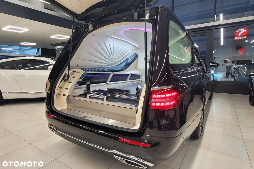 Mercedes-Benz Klasa E 200 d Exclusive - 9