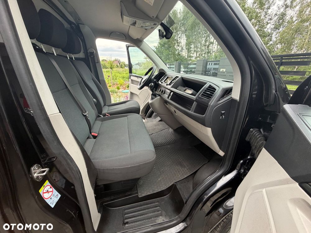 Volkswagen Transporter - 28