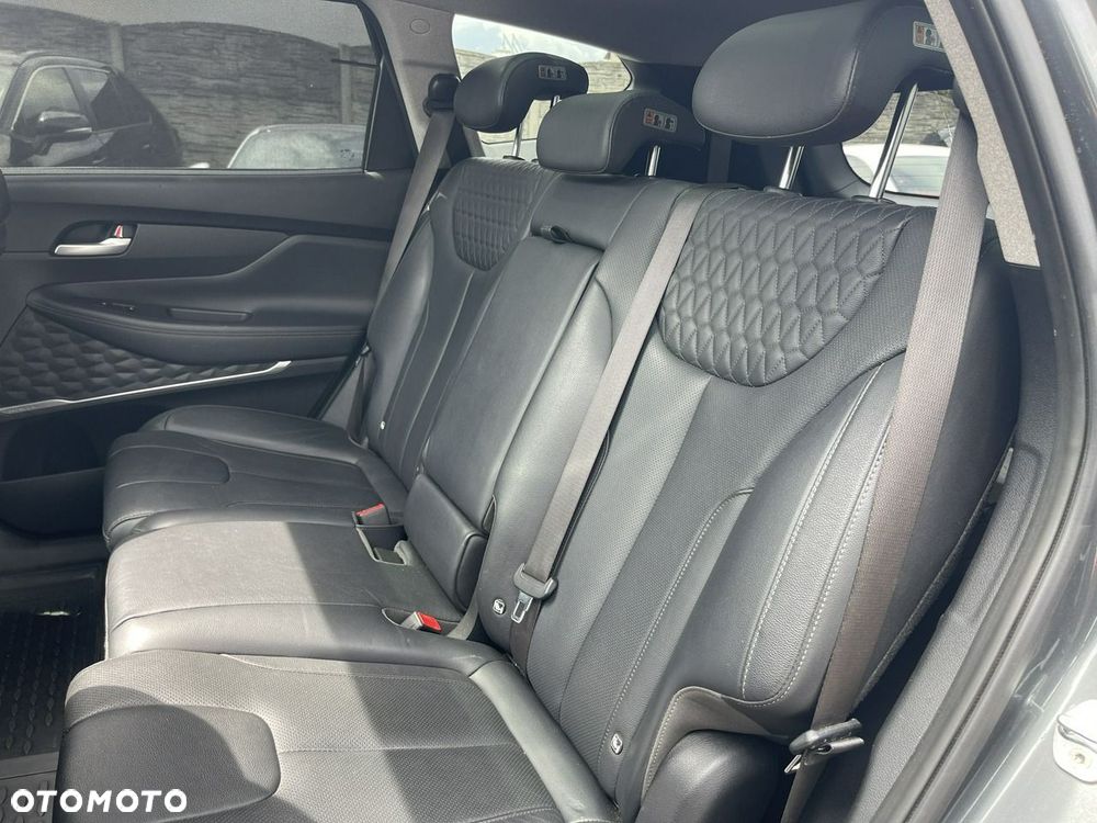Hyundai Grand Santa Fe 2.2 CRDi Platinum 7os - 18