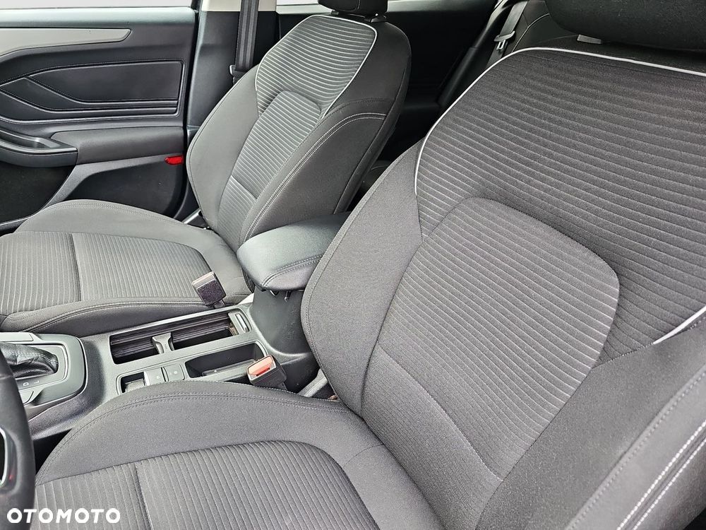 Ford Focus - 12