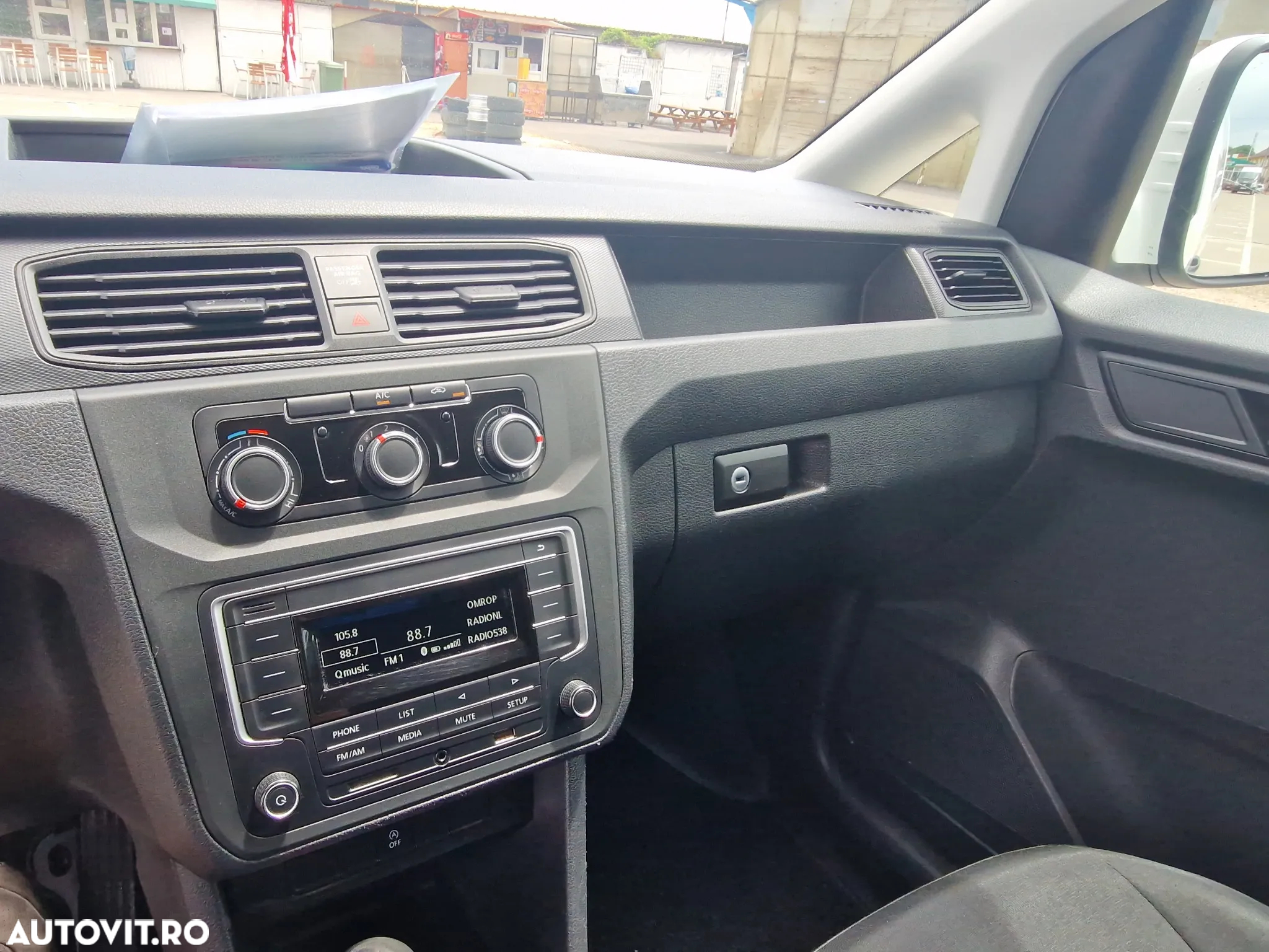 Volkswagen Caddy maxi - 11