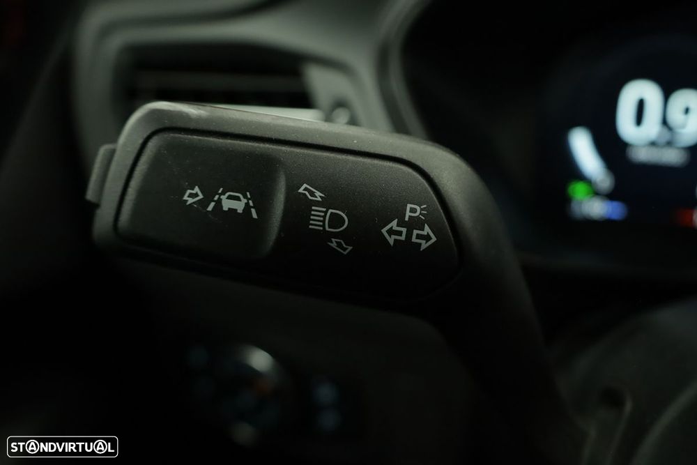 Ford Focus SW 1.0 EcoBoost MHEV ST-Line Aut. - 17