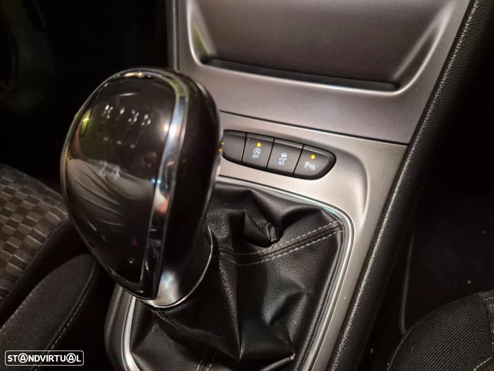 Opel Astra 1.0 Dynamic Sport S/S - 18