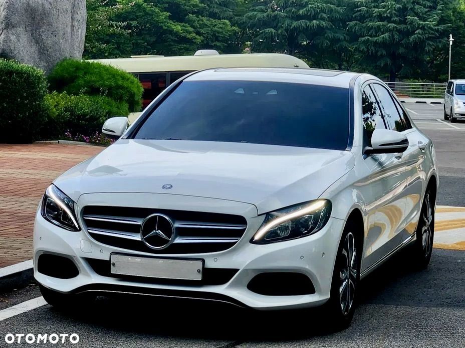 Mercedes-Benz Klasa C 200 9G-TRONIC Avantgarde - 2