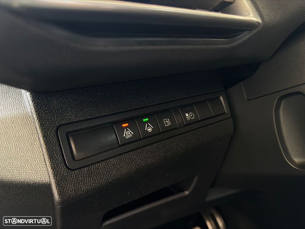 Peugeot 3008 1.6 Hybrid GT Line e-EAT8 - 22