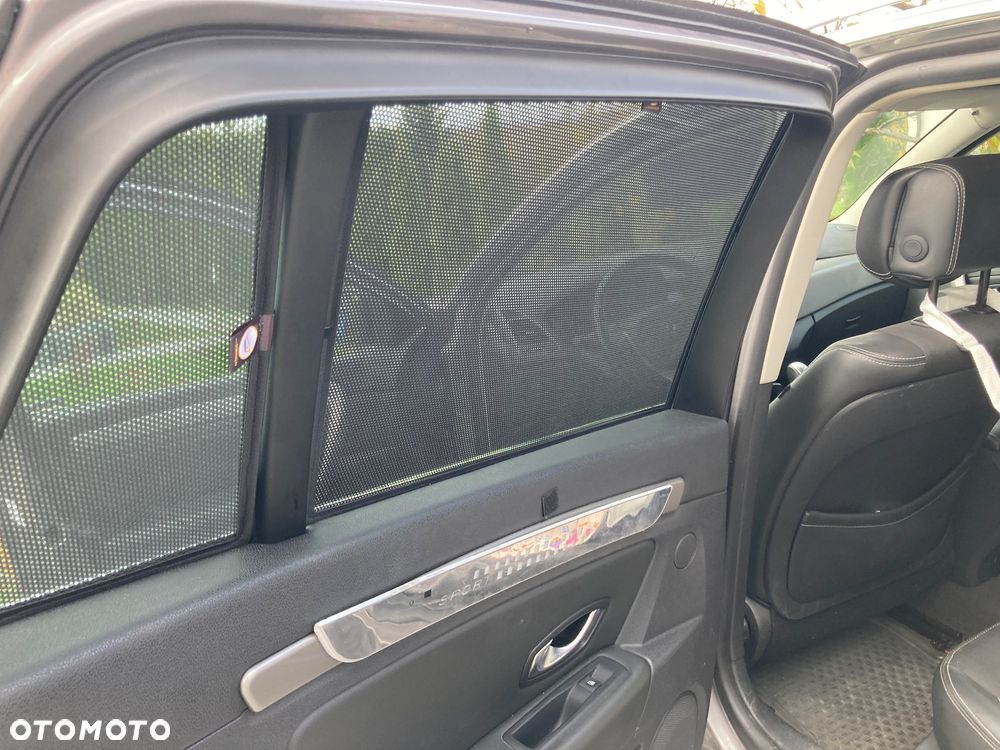 Renault Laguna 2.0 Black Edition - 12