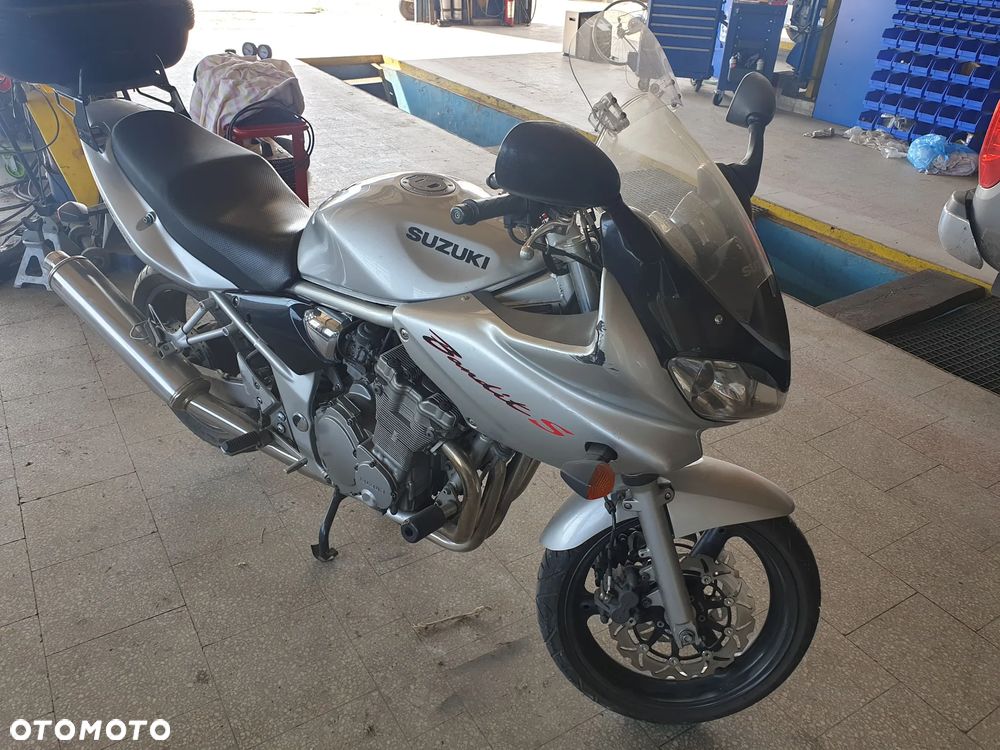 Suzuki Bandit - 2