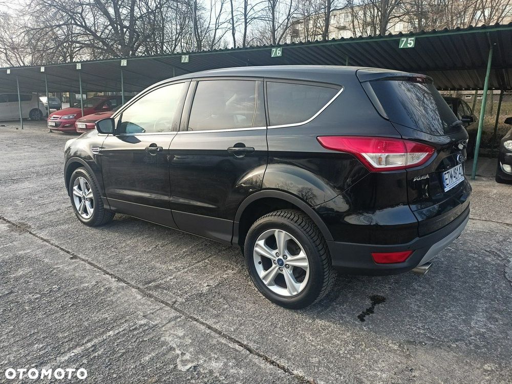 Ford Kuga 1.6 EcoBoost 2x4 Titanium - 16