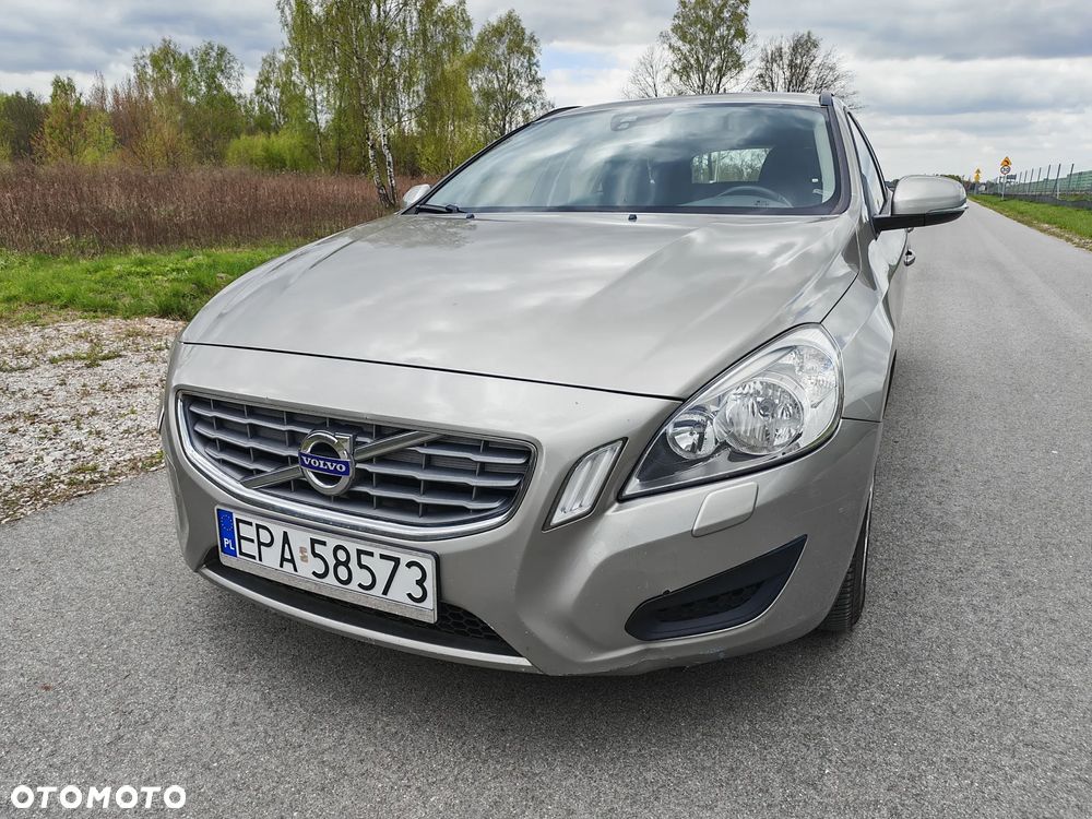 Volvo V60 DRIVe Kinetic - 4