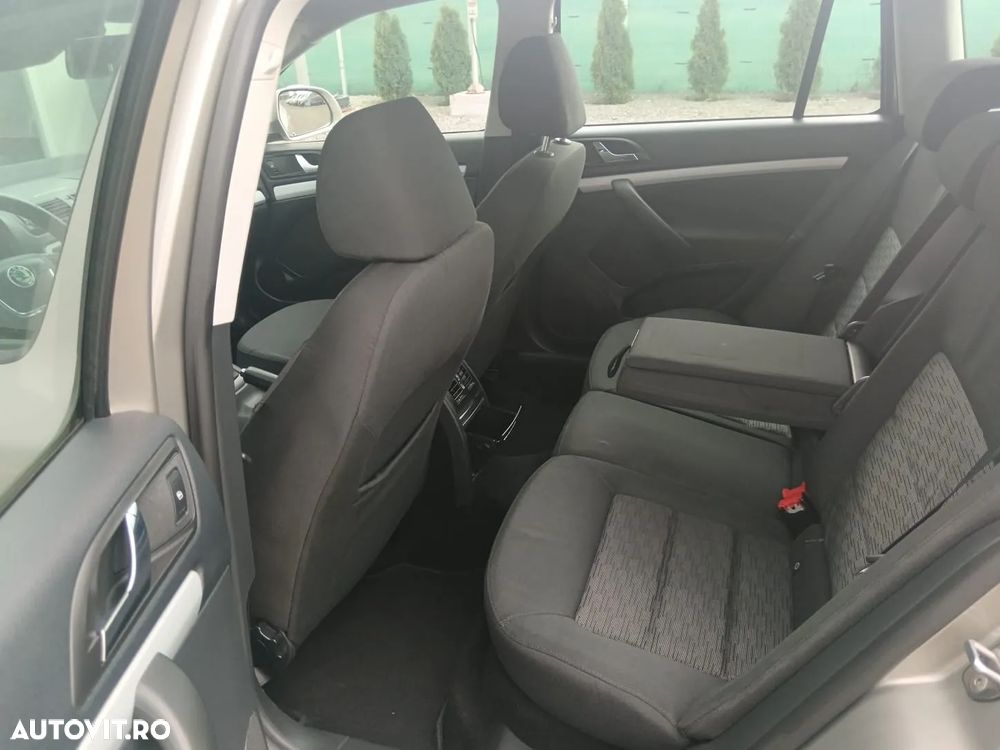 Skoda Octavia 2.0 TDI DPF Ambition - 22