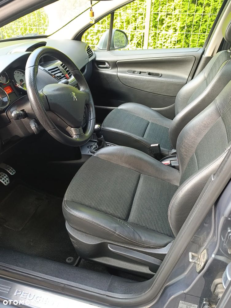Peugeot 207 1.6 Premium - 7