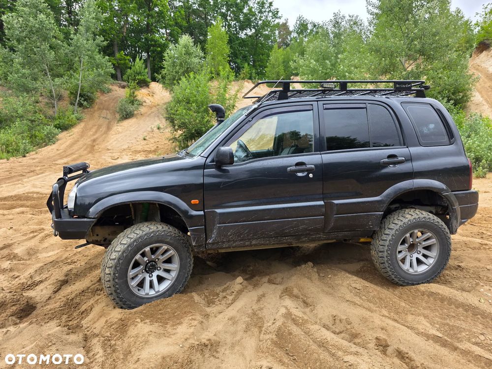 Suzuki Grand Vitara - 11