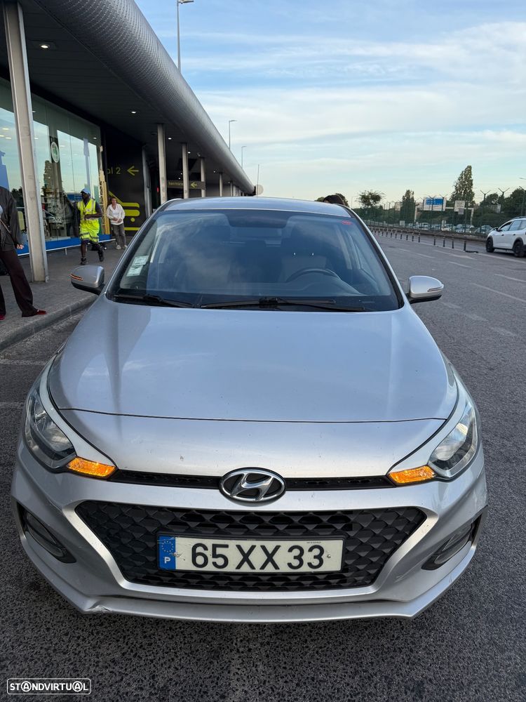 Hyundai i20 1.2 Comfort - 11