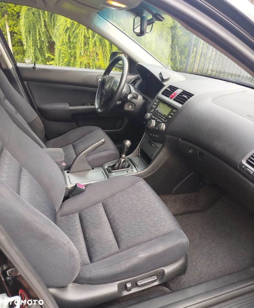 Honda Accord Tourer 2.0 i Executive - 20