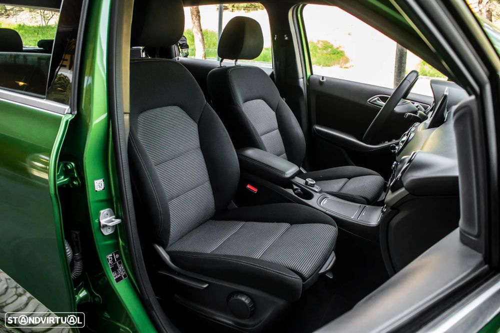 Mercedes-Benz B 250 e Electric Drive - 28