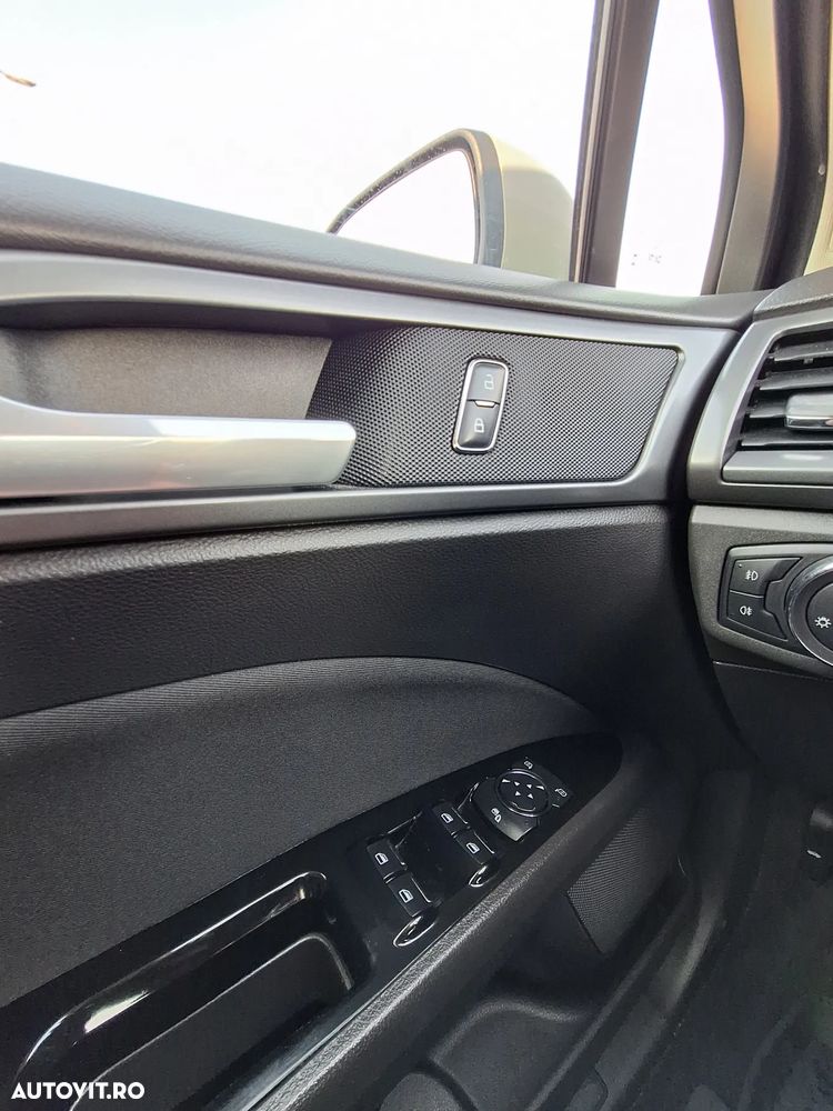 Ford Mondeo 2.0 TDCi Business - 20