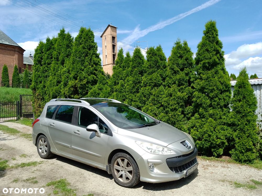 Peugeot 308 - 1