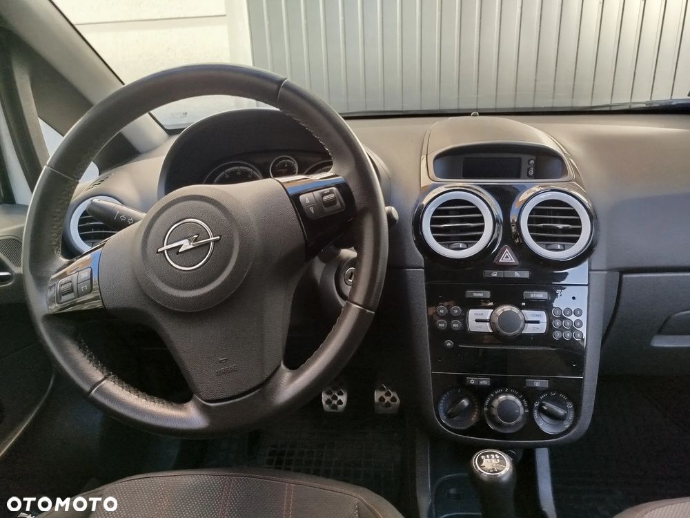 Opel Corsa 1.4 16V Sport - 7