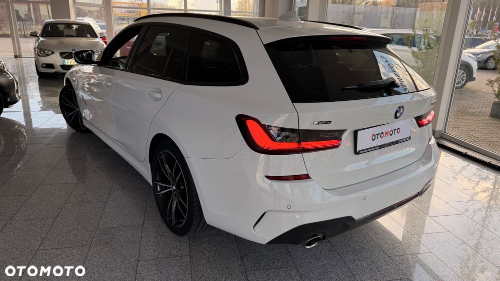 BMW Seria 3 320d M Sport Shadow sport - 12