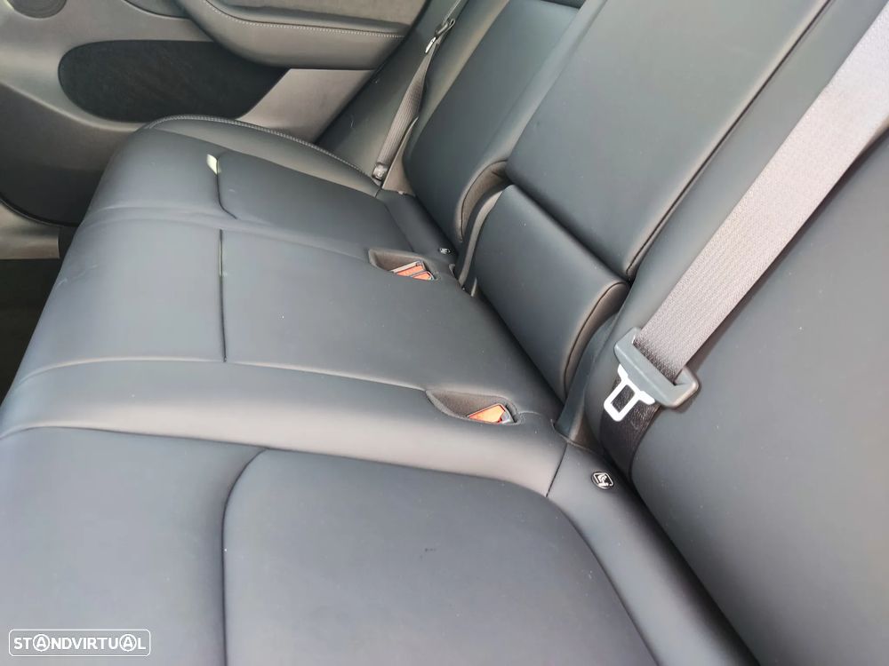 Tesla Model Y Long Range Tração Integral - 14