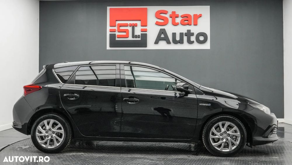 Toyota Auris 1.8 L VVT-i Hybrid Sol + - 10