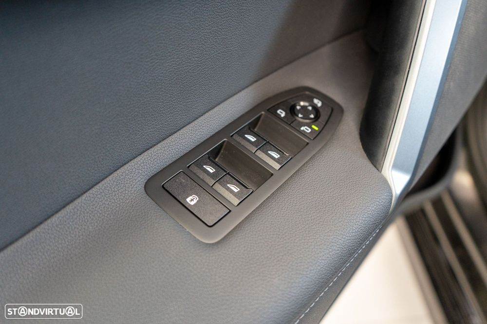 BMW iX xDrive 45 Pack Desportivo - 34