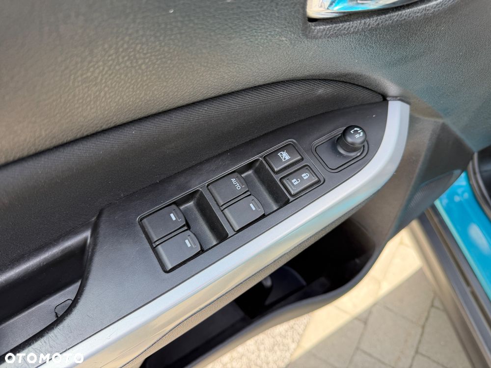 Suzuki Vitara 1.6 (4x4) Allgrip Comfort+ - 12