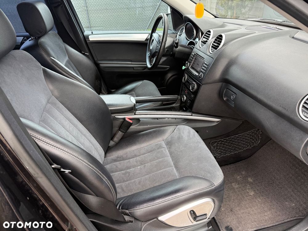 Mercedes-Benz ML 320 CDI 4Matic 7G-TRONIC Edition 10 - 16