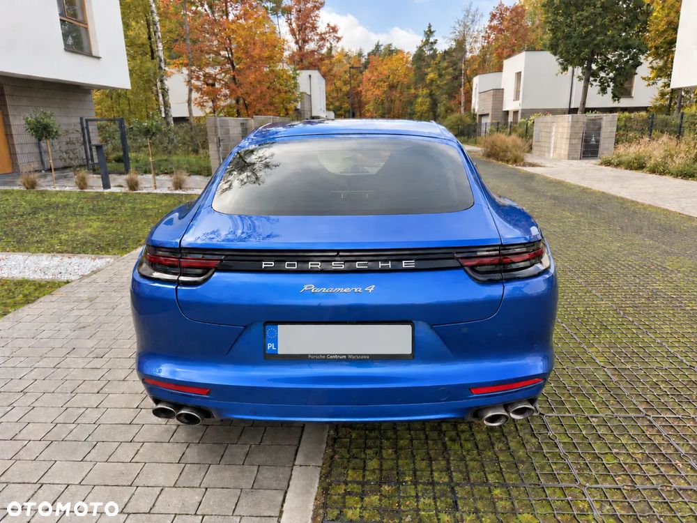 Porsche Panamera 4 E-Hybrid - 3