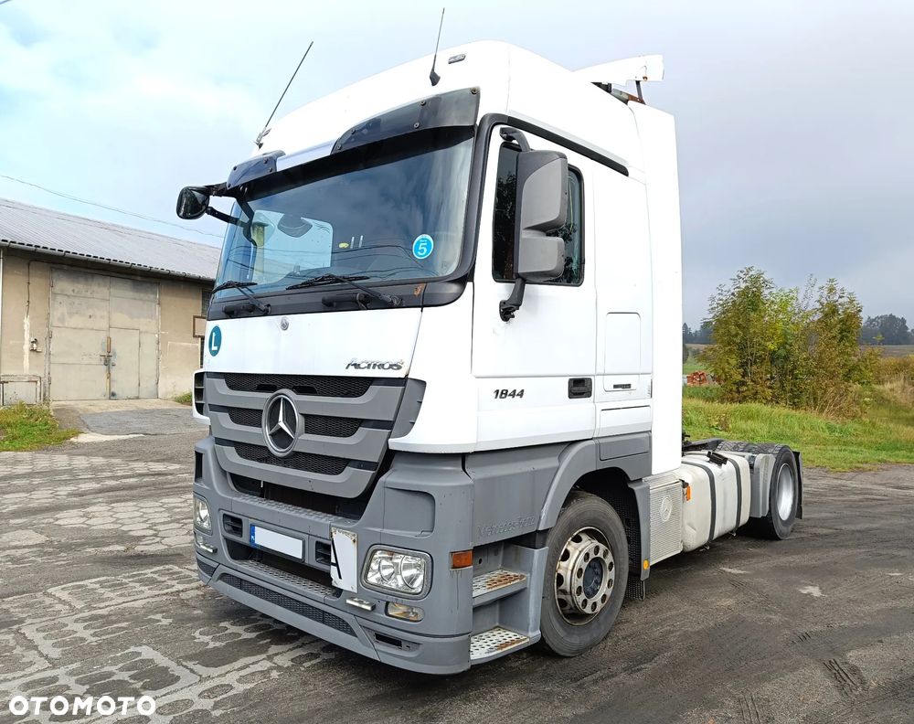 Mercedes-Benz Actros - 2