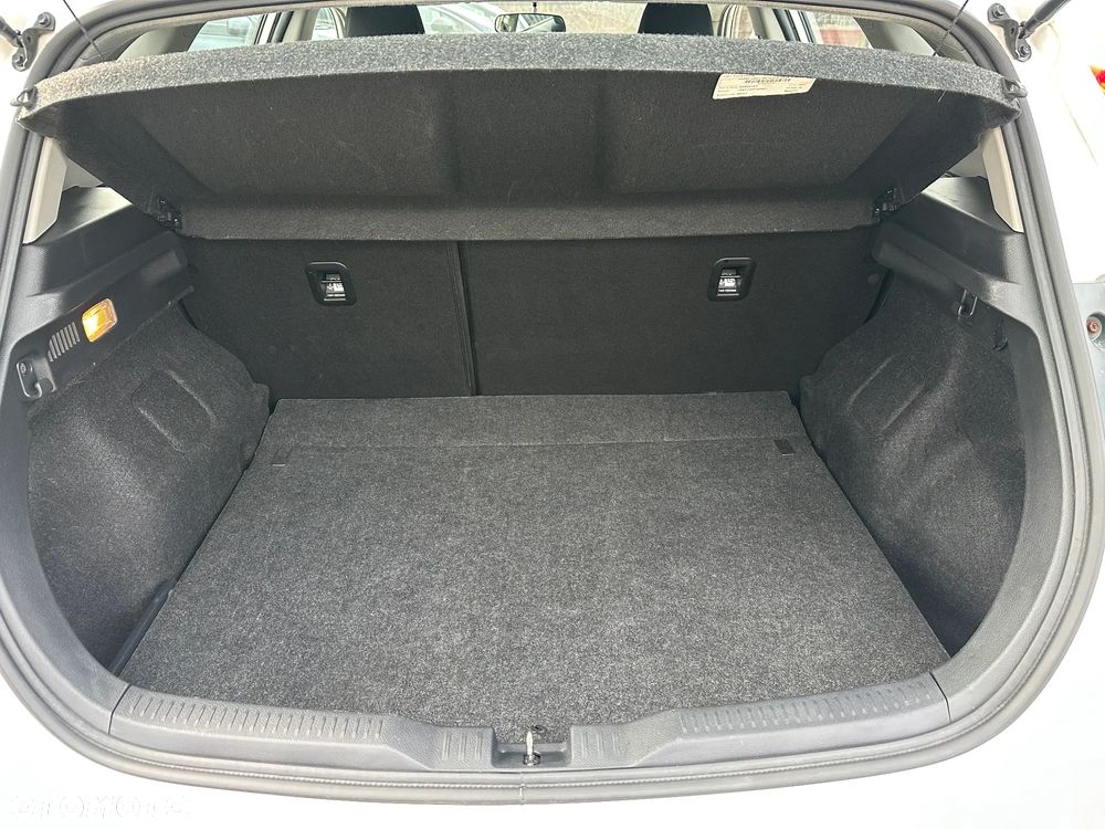 Toyota Auris - 23