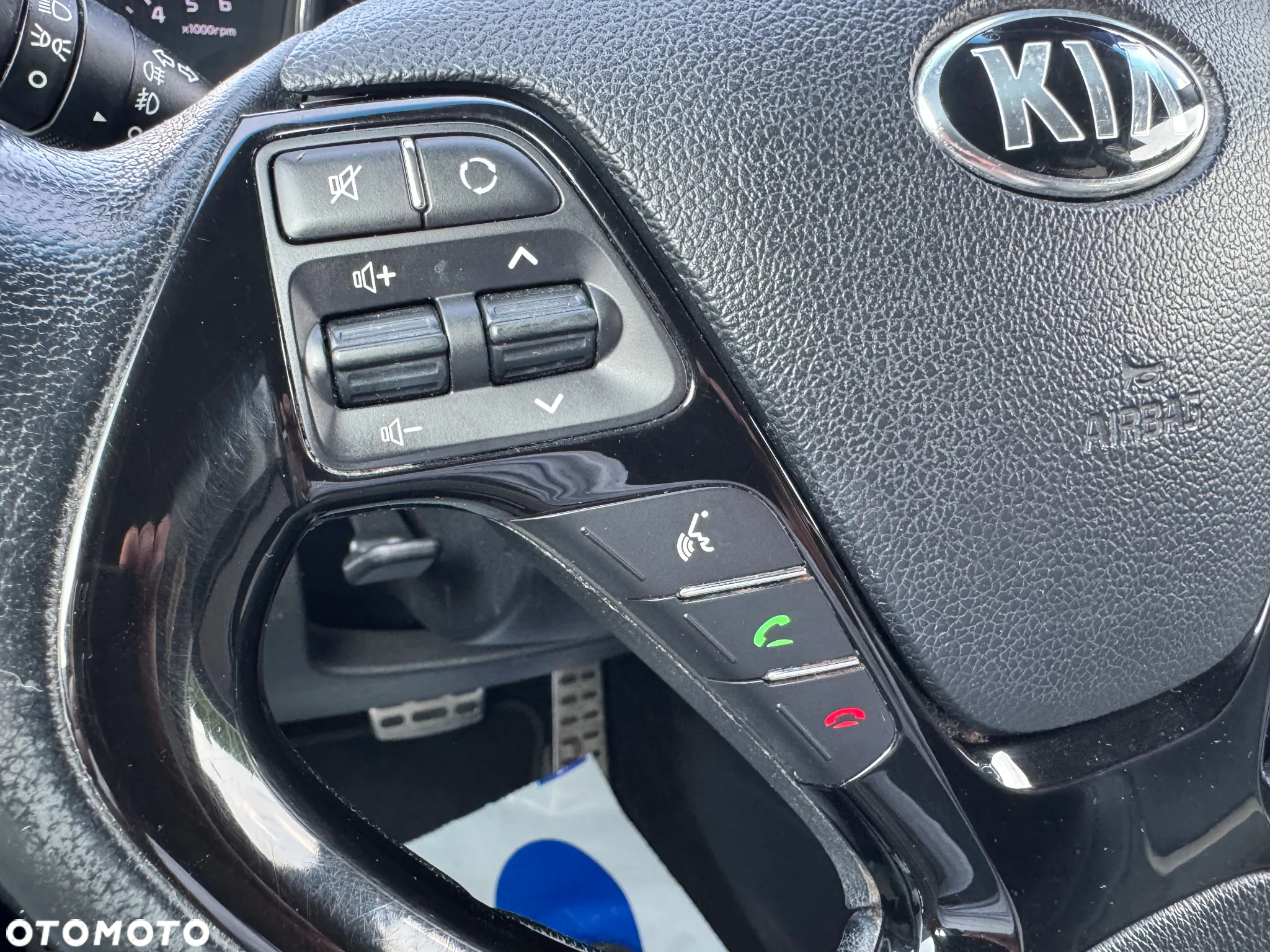 Kia Ceed 1.6 CRDi 128 SW Platinum Edition - 20