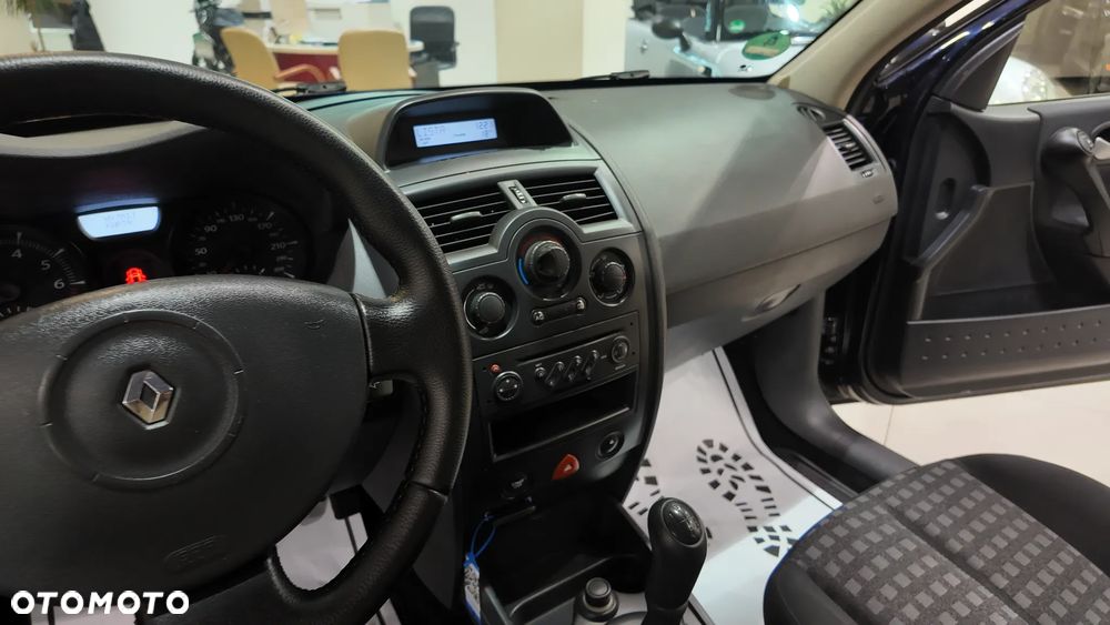 Renault Megane 1.6 Avantage - 36