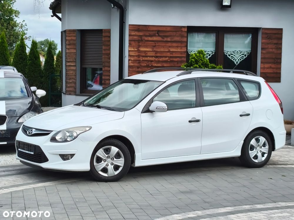 Hyundai i30 1.6 CRDi Classic + - 13