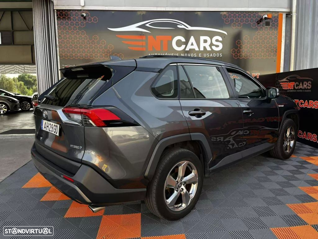 Toyota RAV4 2.5 HDF Comfort - 25