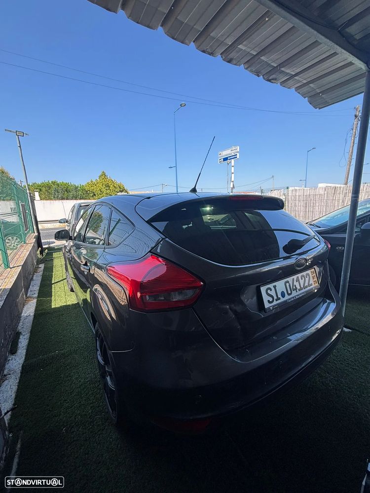 Ford Focus 1.0 EcoBoost S&S - 6