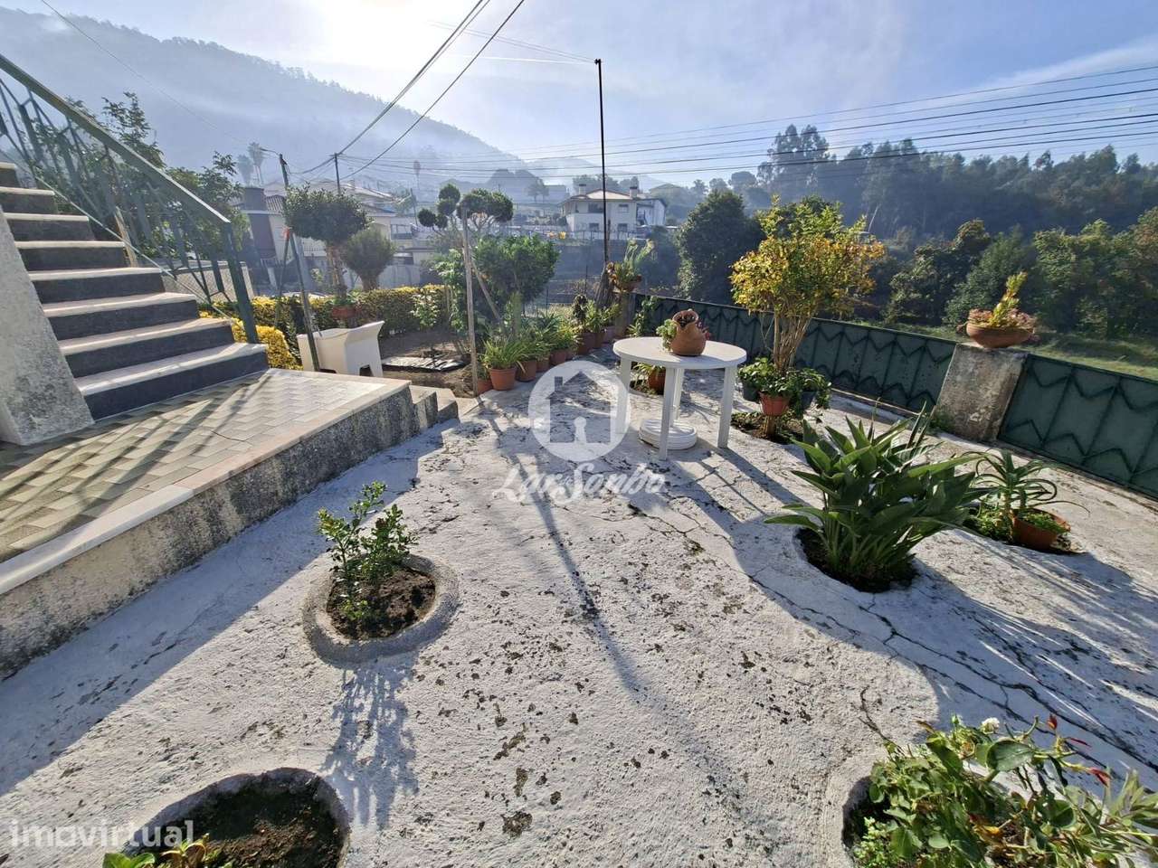 Andar Moradia T3 com Garagem Fechada em Couto (S. Miguel), Sto. Tirso - Grande imagem: 2/13