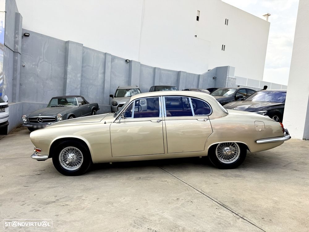 Jaguar 420G - 6