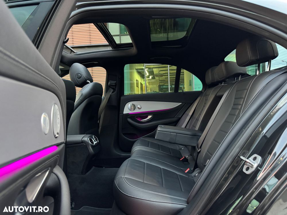 Mercedes-Benz E 200 T 9G-TRONIC AMG Line - 33