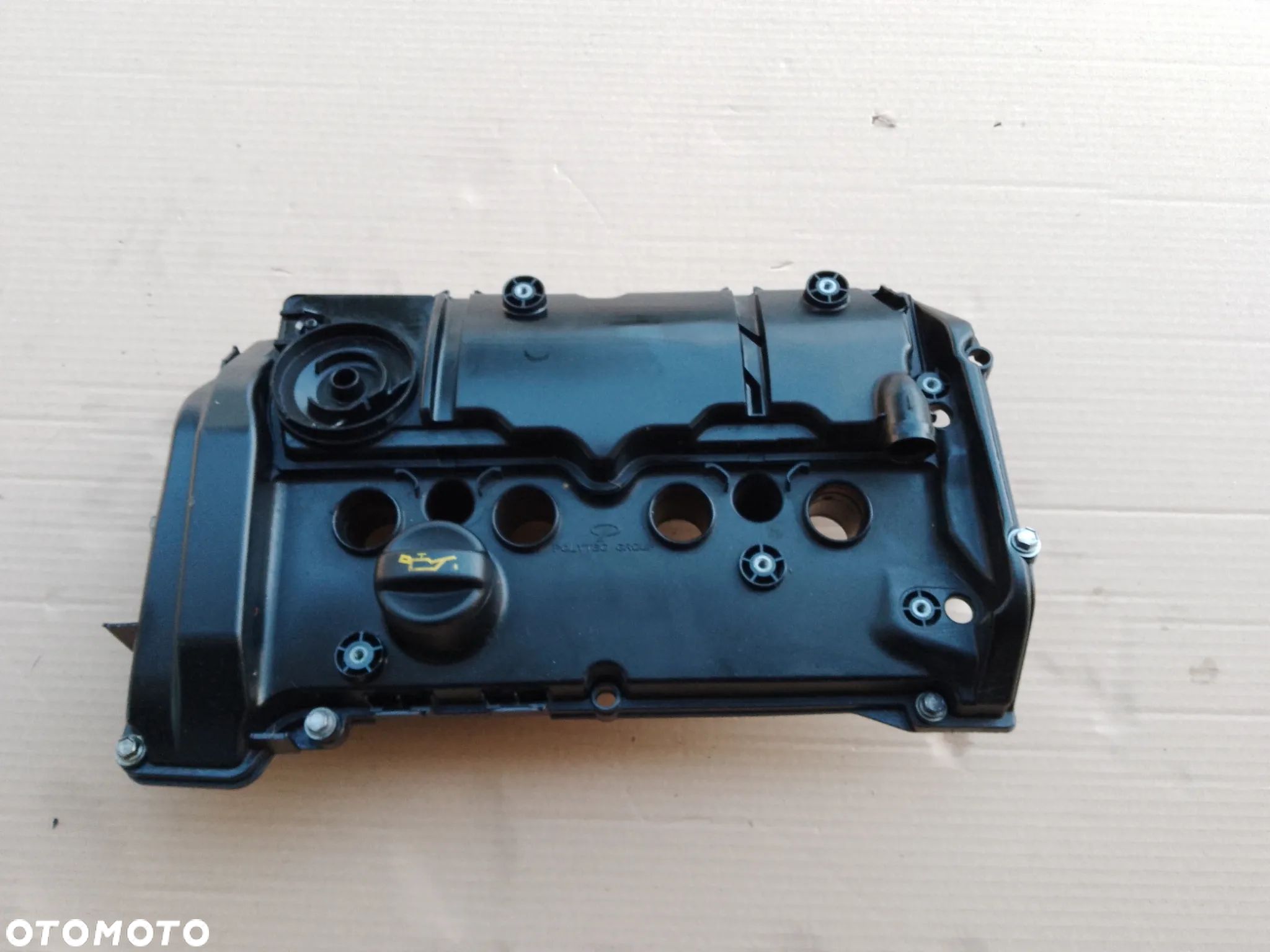 POKRYWA ZAWORÓW OE CITROEN C5 C4 C4 PICASSO 1.6 THP - 1