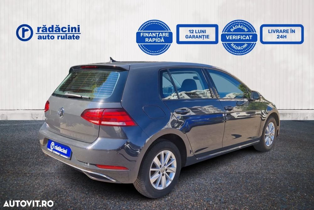 Volkswagen Golf 1.6 TDI Comfortline - 4