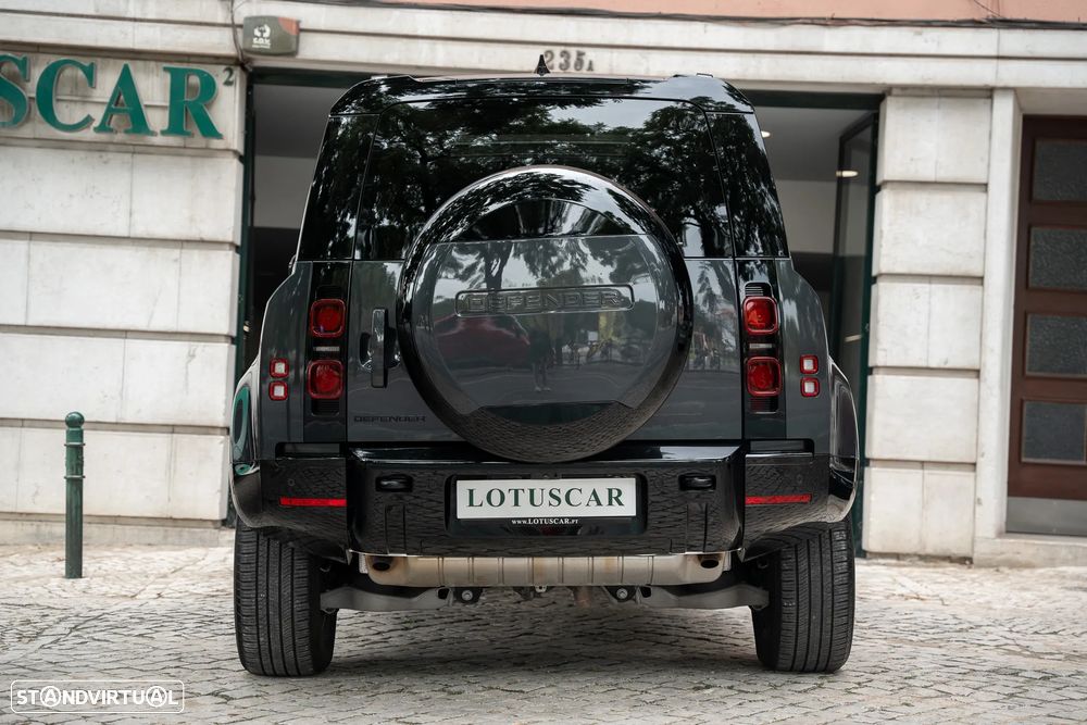 Land Rover Defender 2.0 P400e 110 AWD - 4