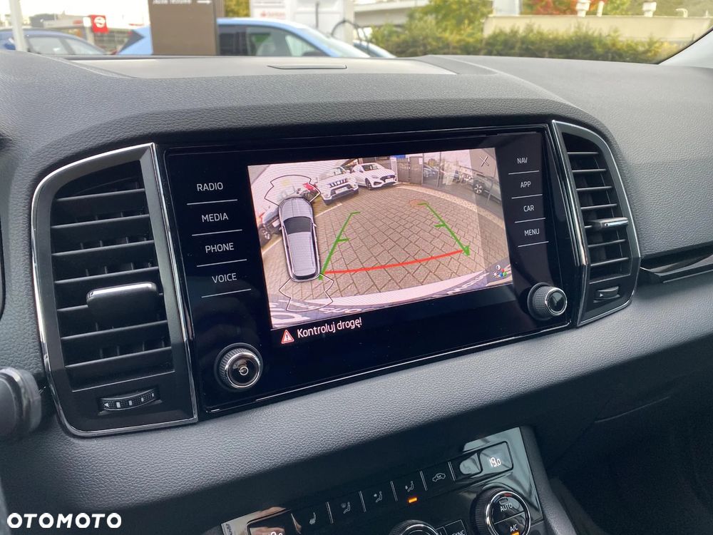 Skoda Karoq 1.5 TSI ACT 4x2 Style DSG - 23