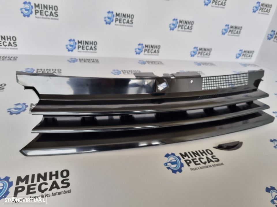 Grelha VW Golf 4 S/ Simbolo - 3