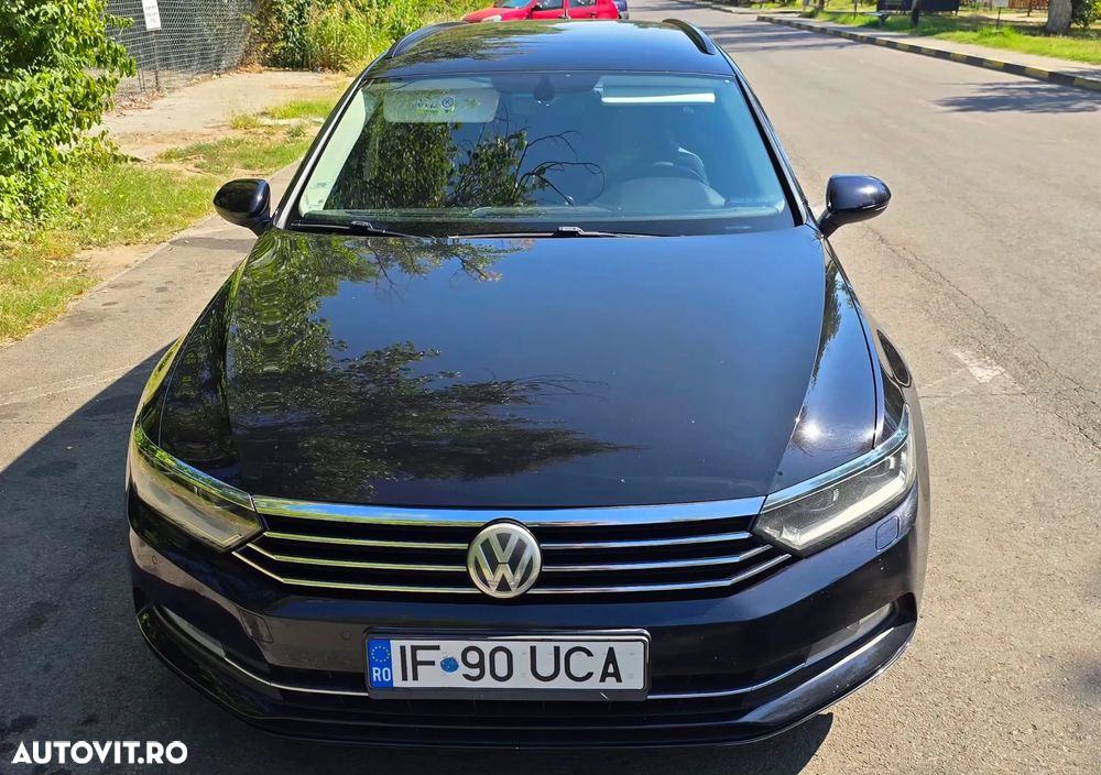 Volkswagen Passat - 11