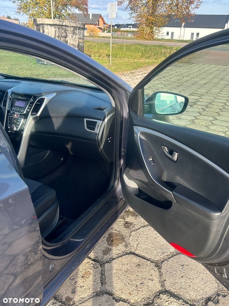 Hyundai i30 blue 1.4 Classic - 21