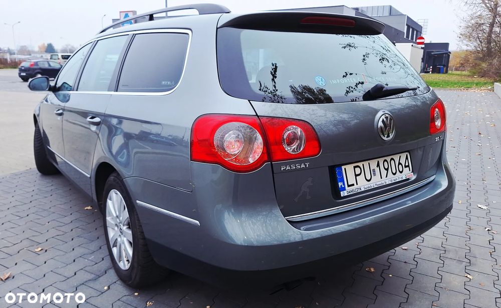 Volkswagen Passat 2.0 TDI Comfortline - 7