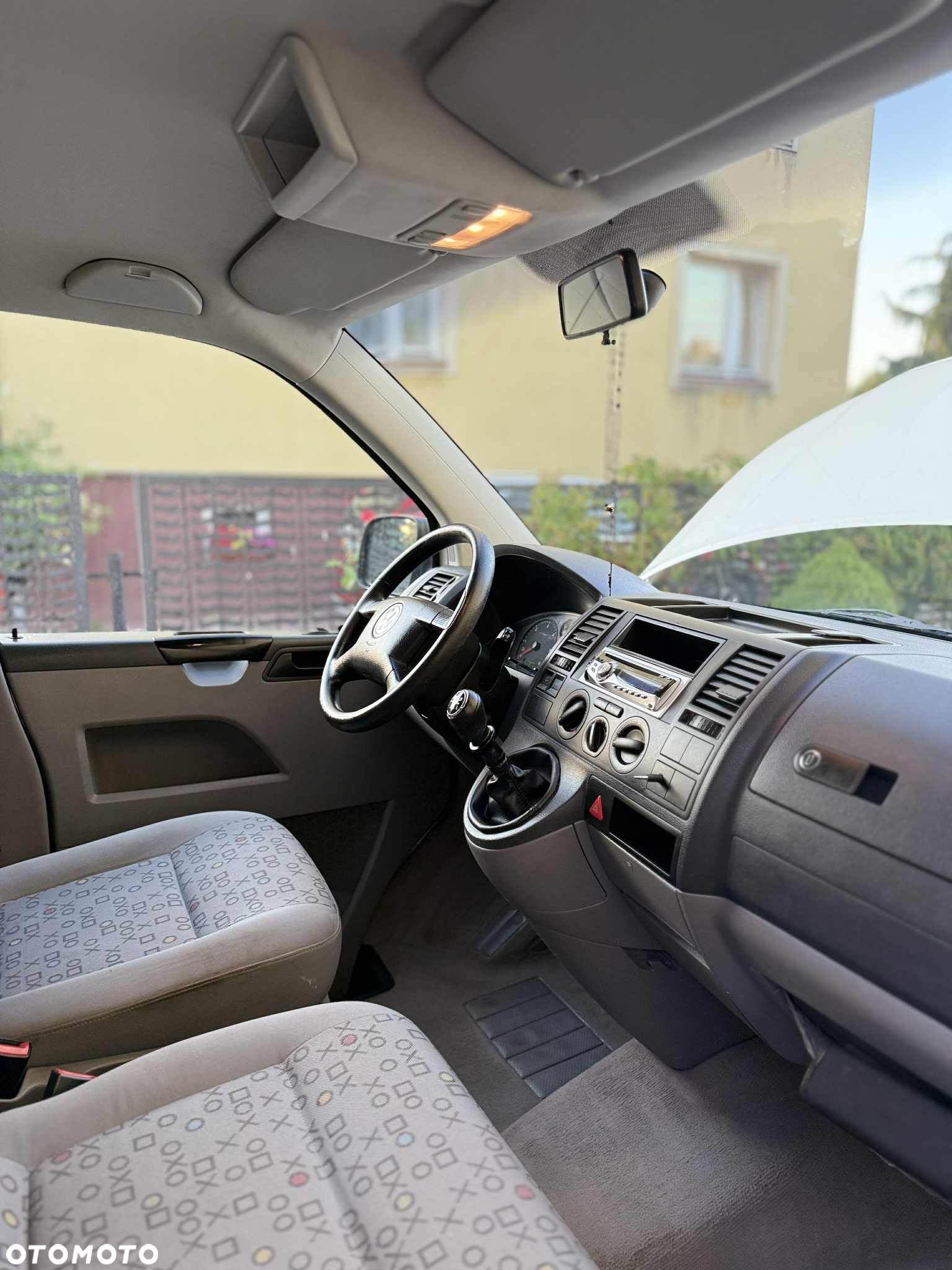 Volkswagen Transporter - 7