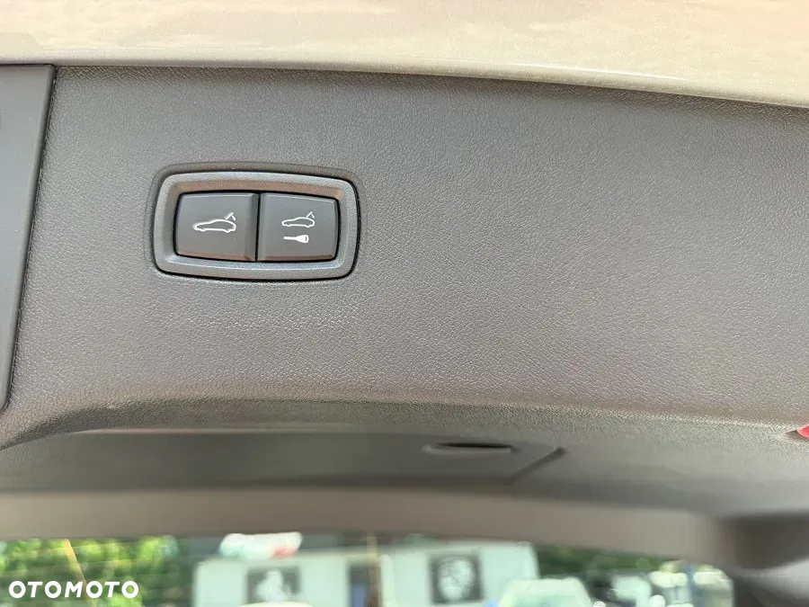 Porsche Cayenne Tiptronic S - 28